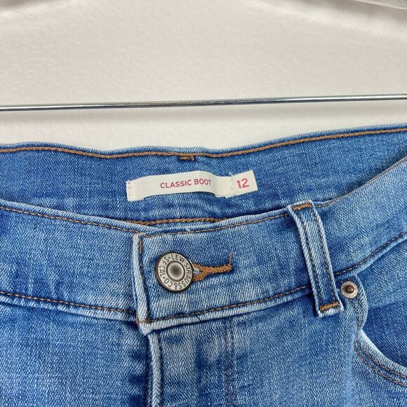 Levi's Women's Classic Bootcut Jeans Size 12 Blue Med Wash Stretch Inseam 26.5" - Picture 4 of 7